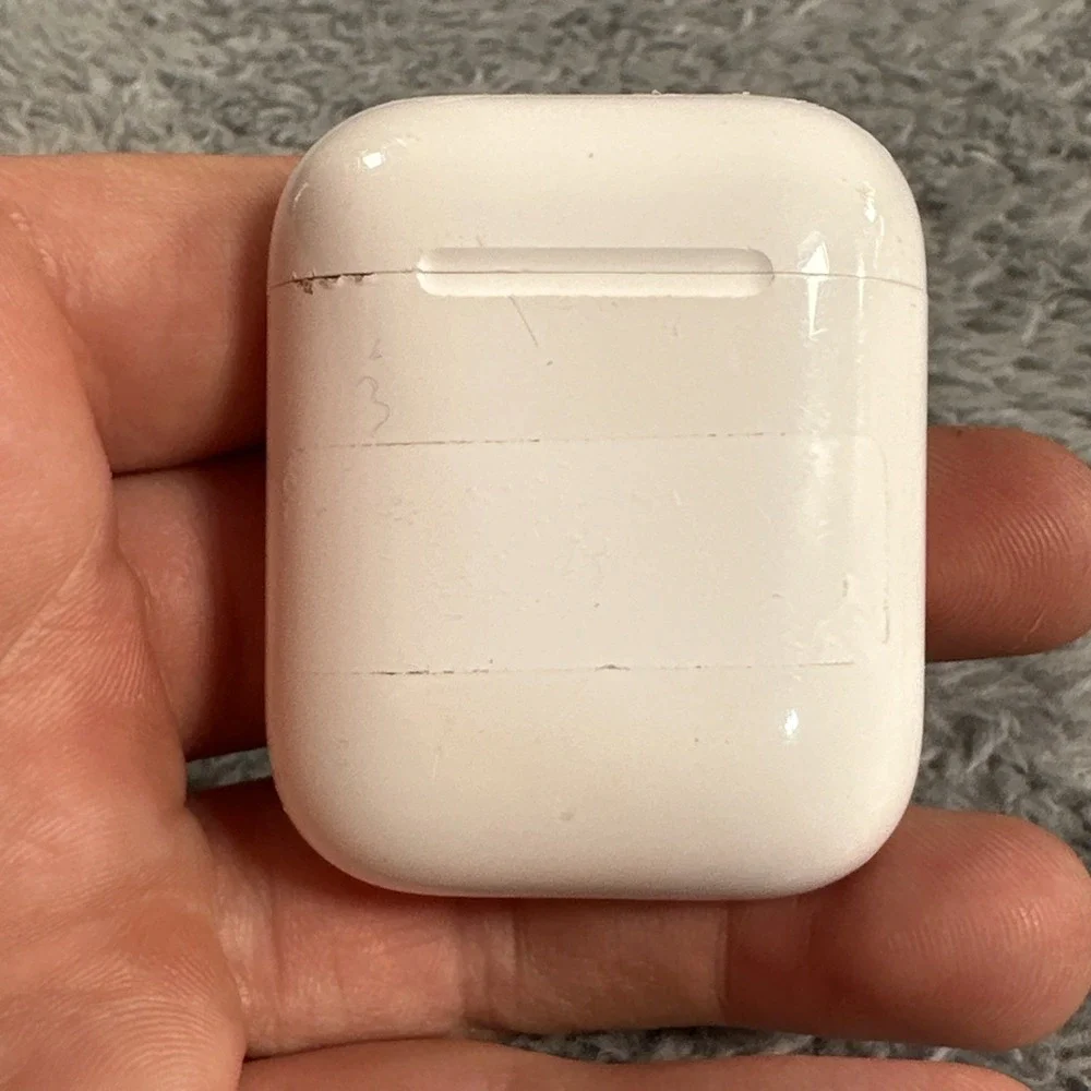 Genuine Apple AirPods Charging Case Only For Models: A1602 A1523 A2031 A2032